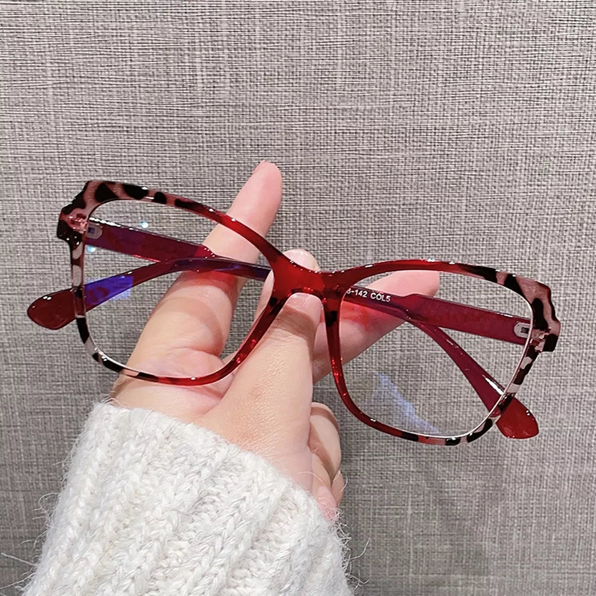 Lightweight Square Sunglasses