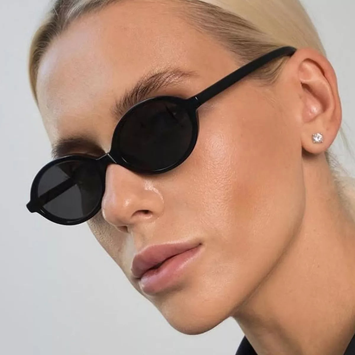 Oval Frame Tinted Lenses Sunglasses