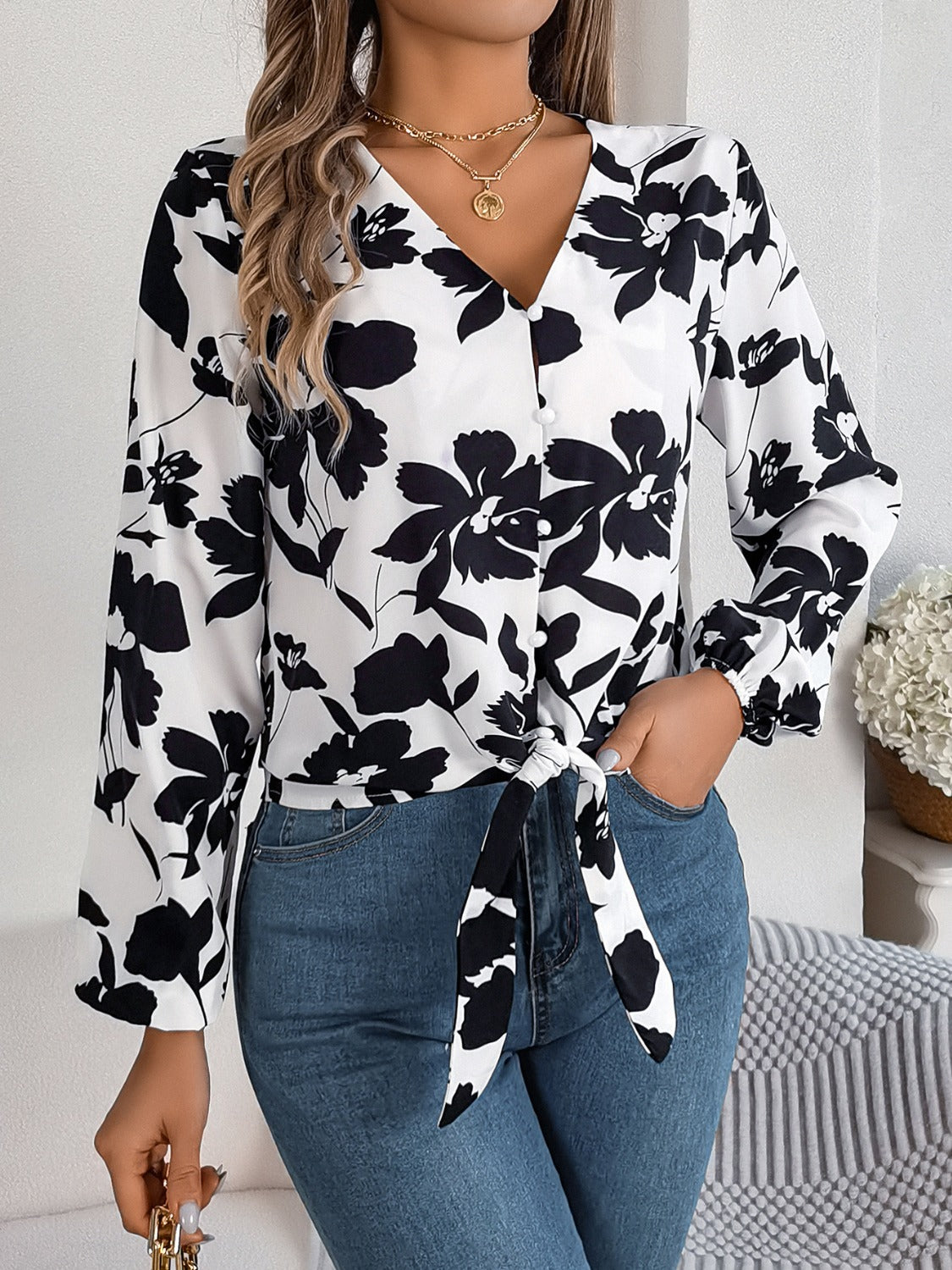 Elegant Printed Long Sleeve V-Neck Blouse for Women