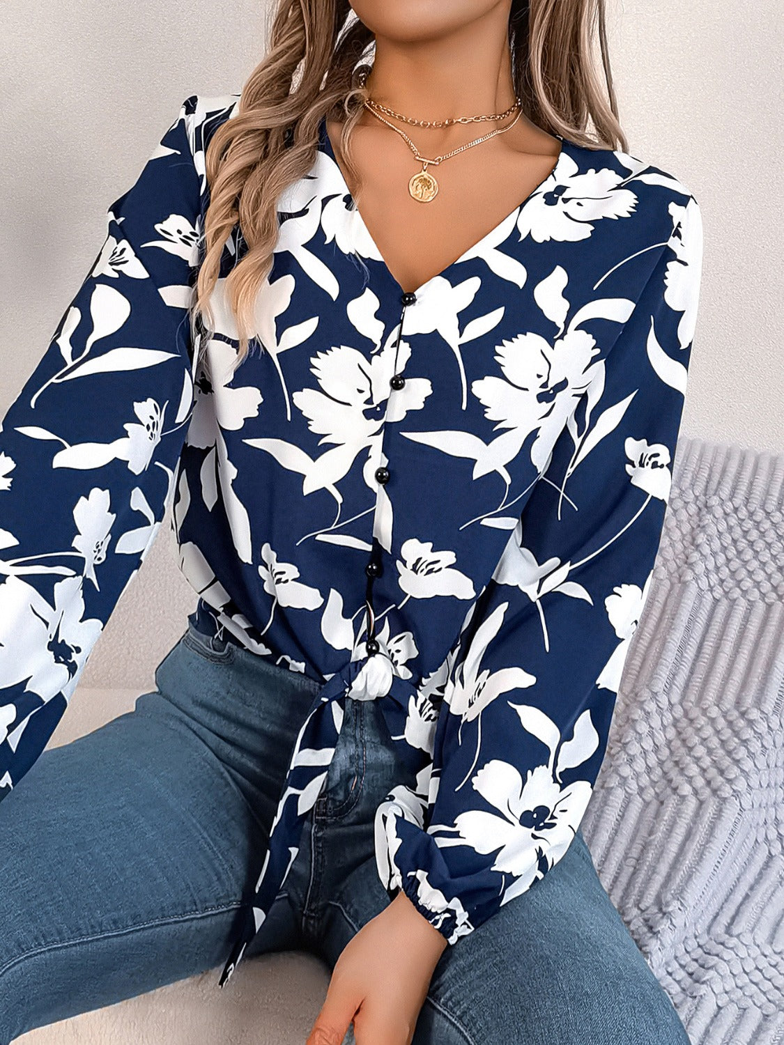 Elegant Printed Long Sleeve V-Neck Blouse for Women