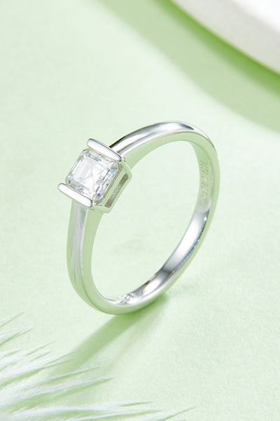 Moissanite 925 Sterling Silver Solitaire Ring for Elegance