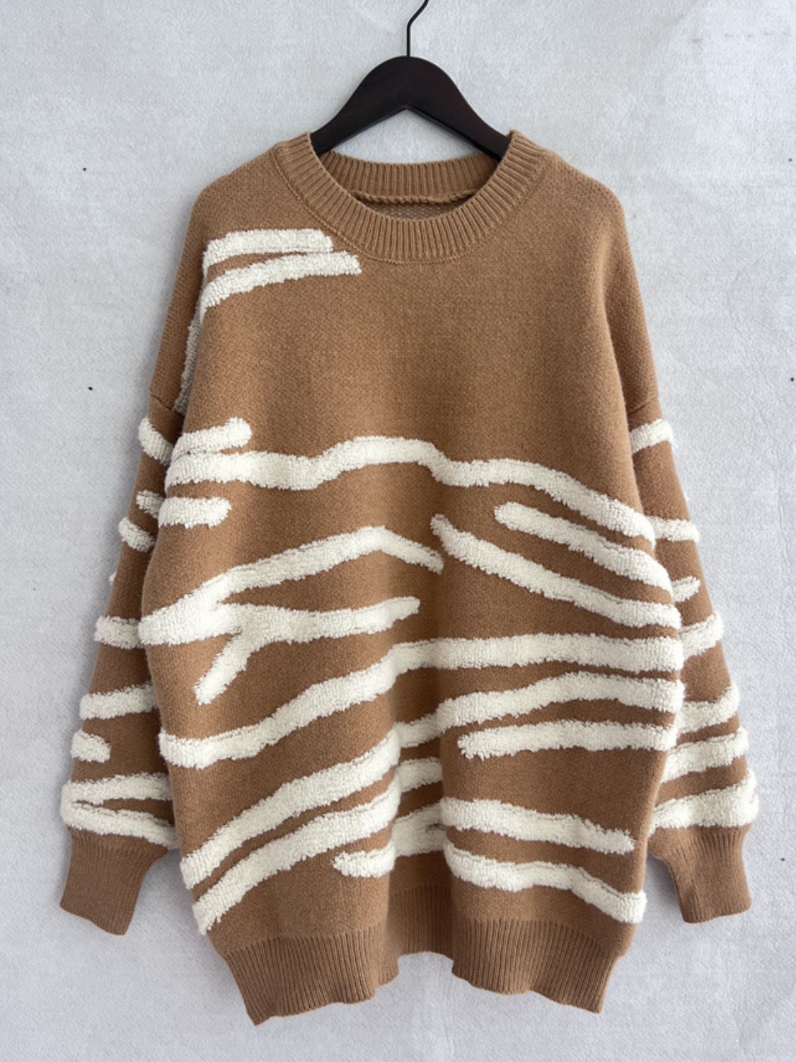 Chic Contrast Long Sleeve Knit Sweater for Stylish Comfort