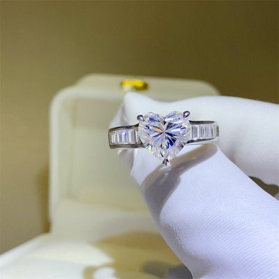 3 Carat Moissanite 925 Sterling Silver Ring for Elegance