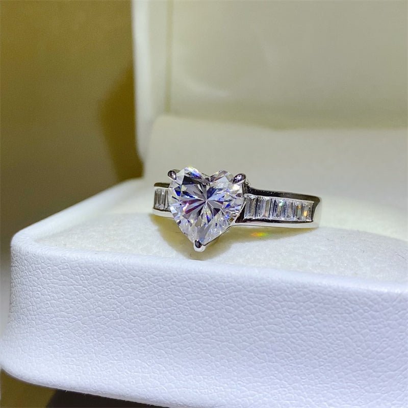 3 Carat Moissanite 925 Sterling Silver Ring for Elegance