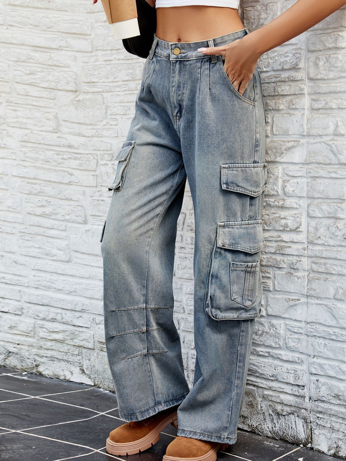 Stylish Washed Jeans with Convenient Pockets for Women