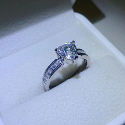 1 Carat Moissanite 925 Sterling Silver Ring for Women