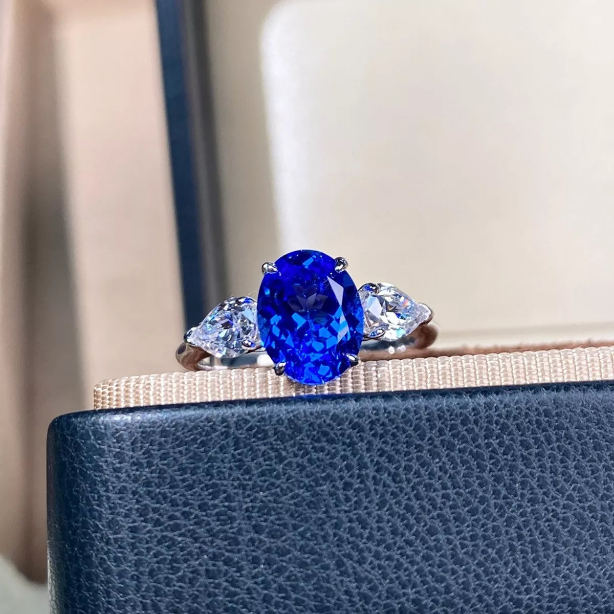 925 Sterling Silver Zircon Ring