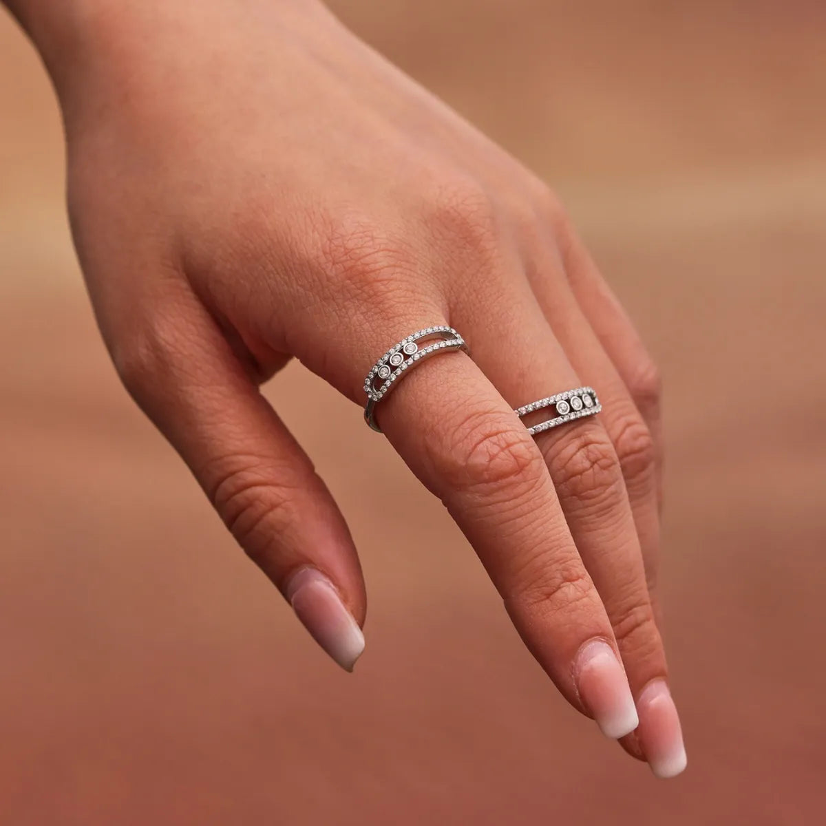 Moving Crystal Bar Necklace and Ring Jewelry Set