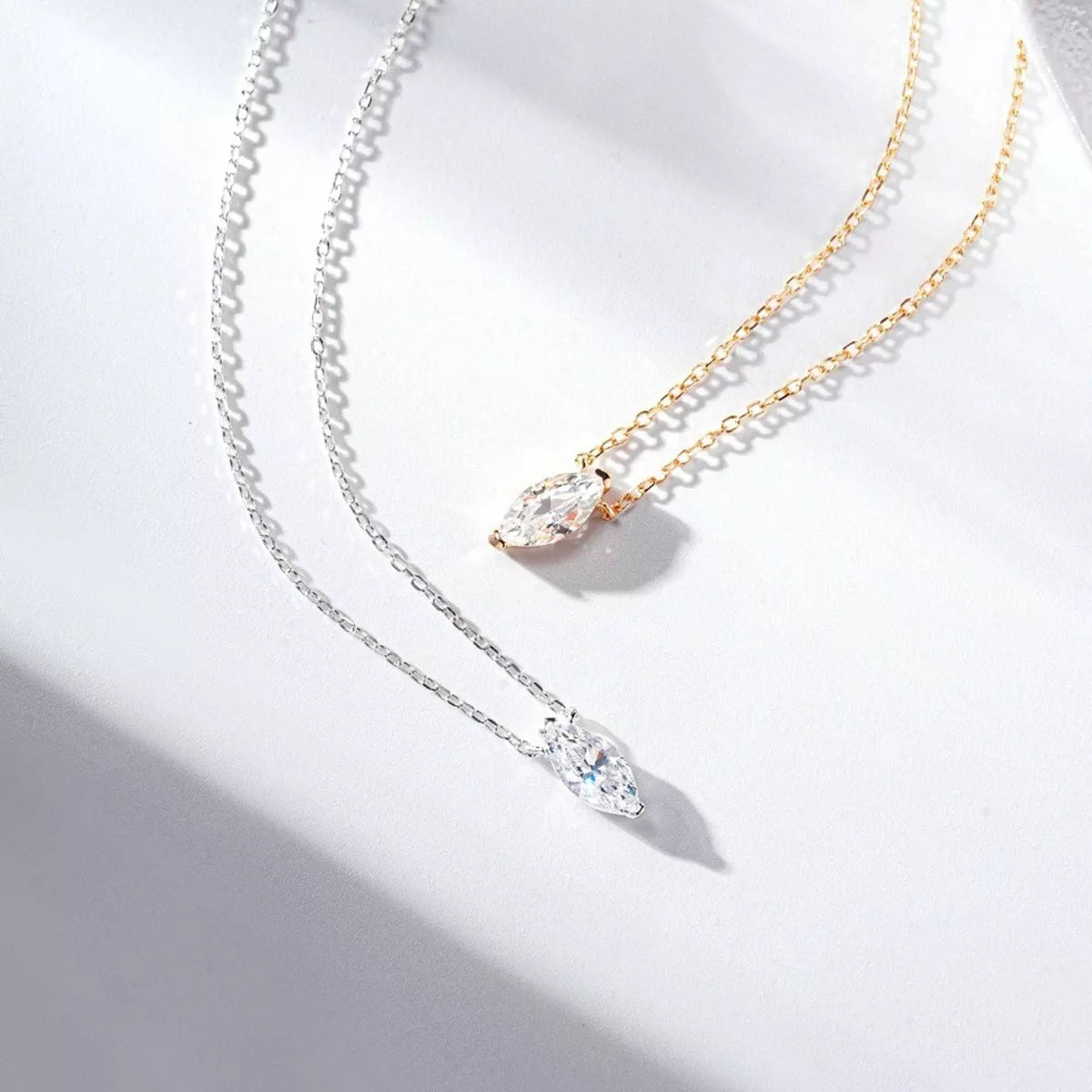 925 Sterling Silver Zircon Teardrop Necklace