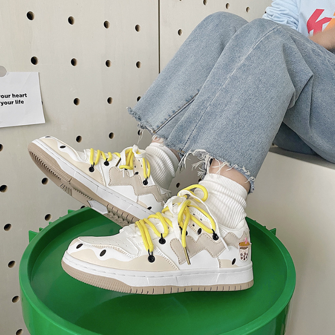 Couples Casual Low Top Skateboarding Shoes with Color Matching for Men and Women