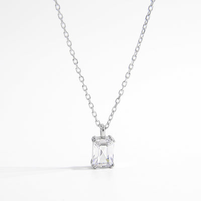 925 Sterling Silver Zircon Pendant Necklace for Elegant Style
