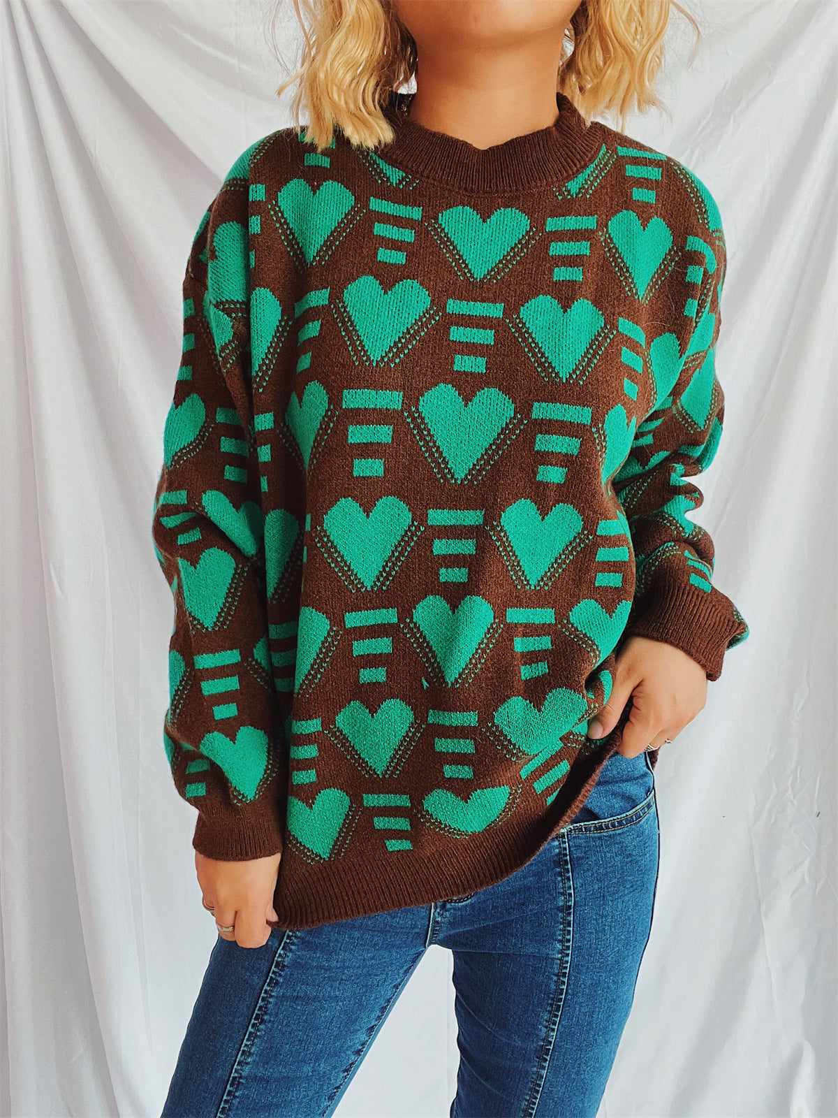 Charming Heart Contrast Oversized Sweater for Cozy Style