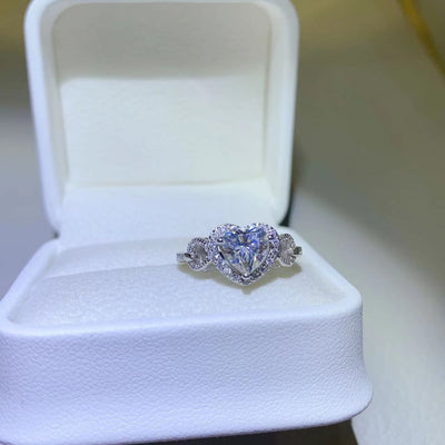 1 Carat Moissanite 925 Sterling Silver Ring for Elegance