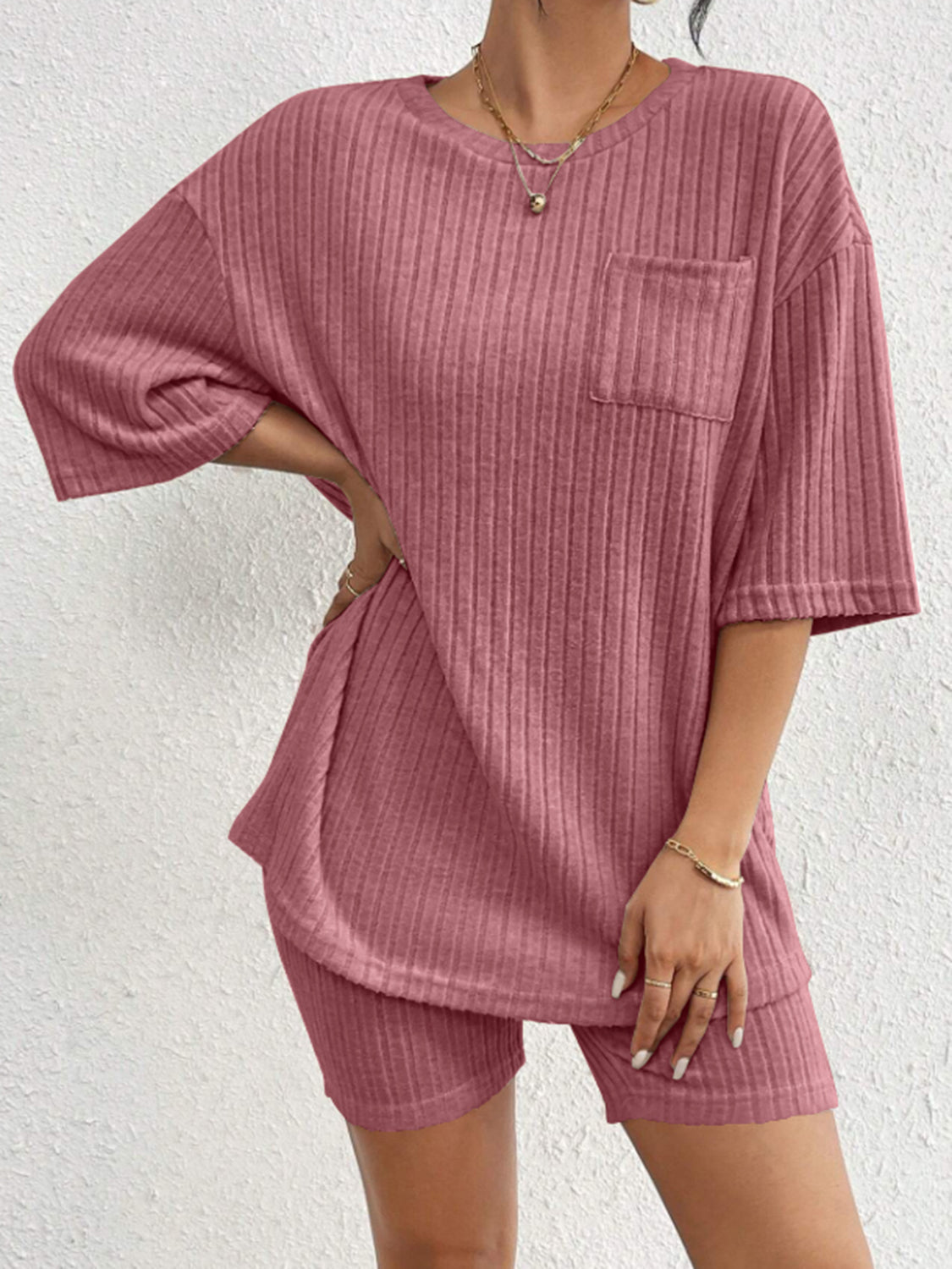 Ribbed Lounge Set: Stylish Top and Shorts for Comfort