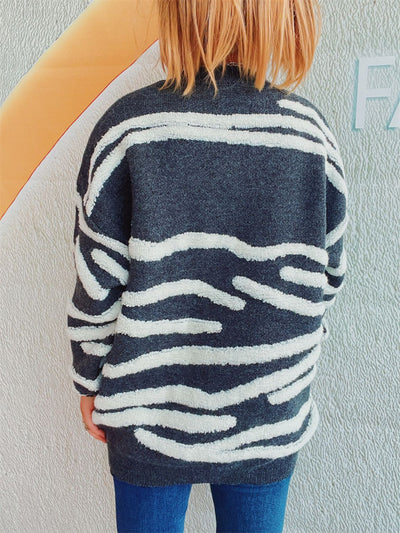 Chic Contrast Long Sleeve Knit Sweater for Stylish Comfort