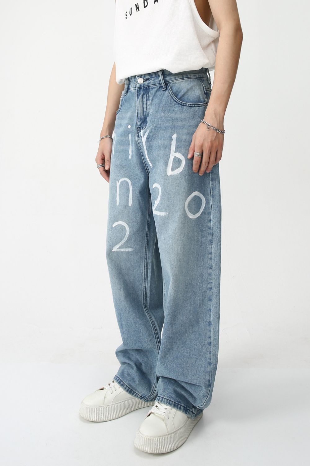 Men's Graffiti Wide Leg Jeans for Trendy Casual Style