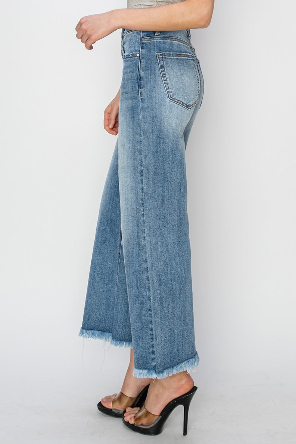 Chic High Rise Cropped Wide Leg Denim Jeans with Raw Hem