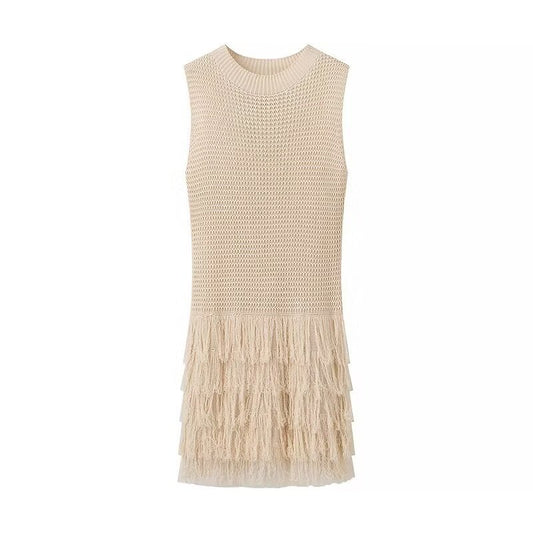Chic Sleeveless Knitted Vest Skirt with Stylish Tassels