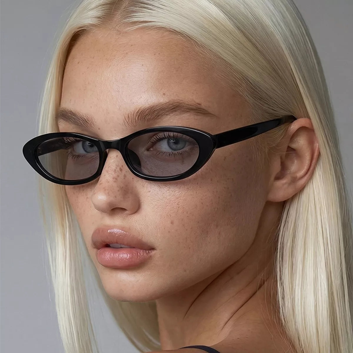 Vintage Oval Frame Sunglasses