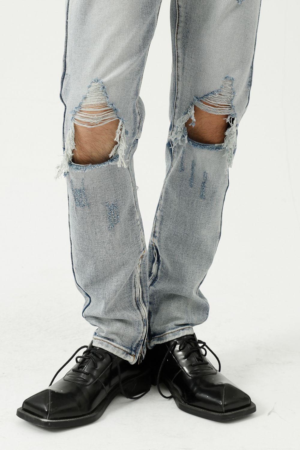 Distressed Side Zip Jeans with Pockets for Stylish Comfort