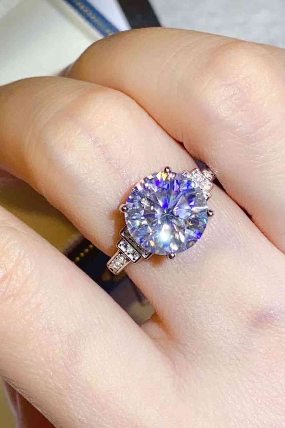 Stunning 5 Carat Moissanite 925 Sterling Silver Ring