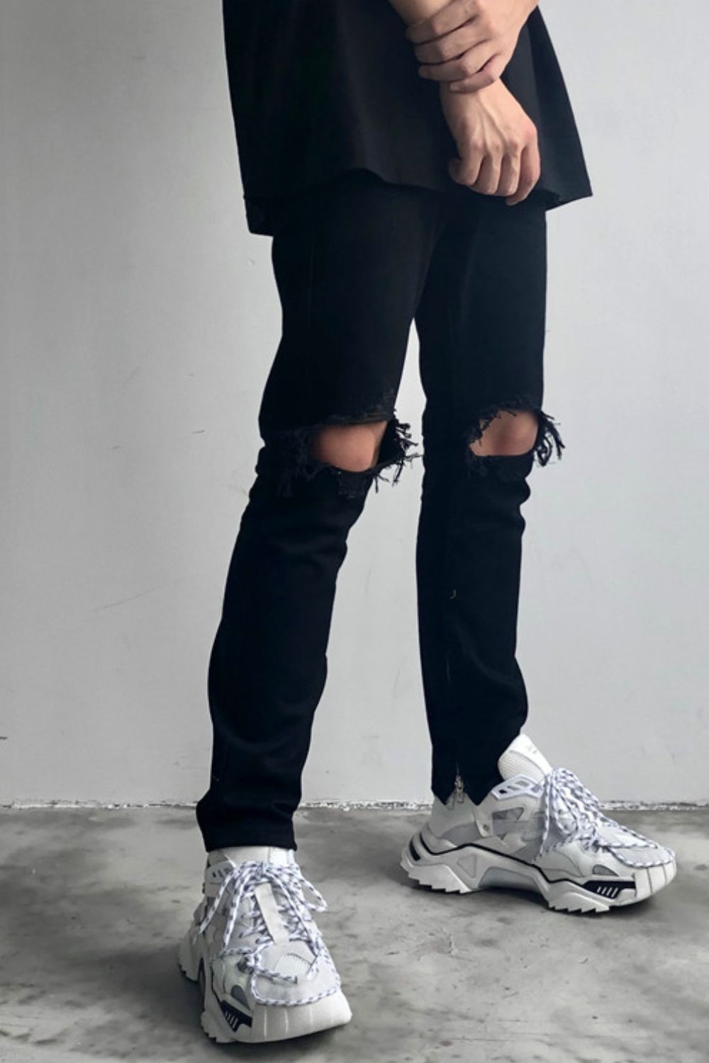 Men's Distressed Skinny Jeans for Casual Everyday Wear
