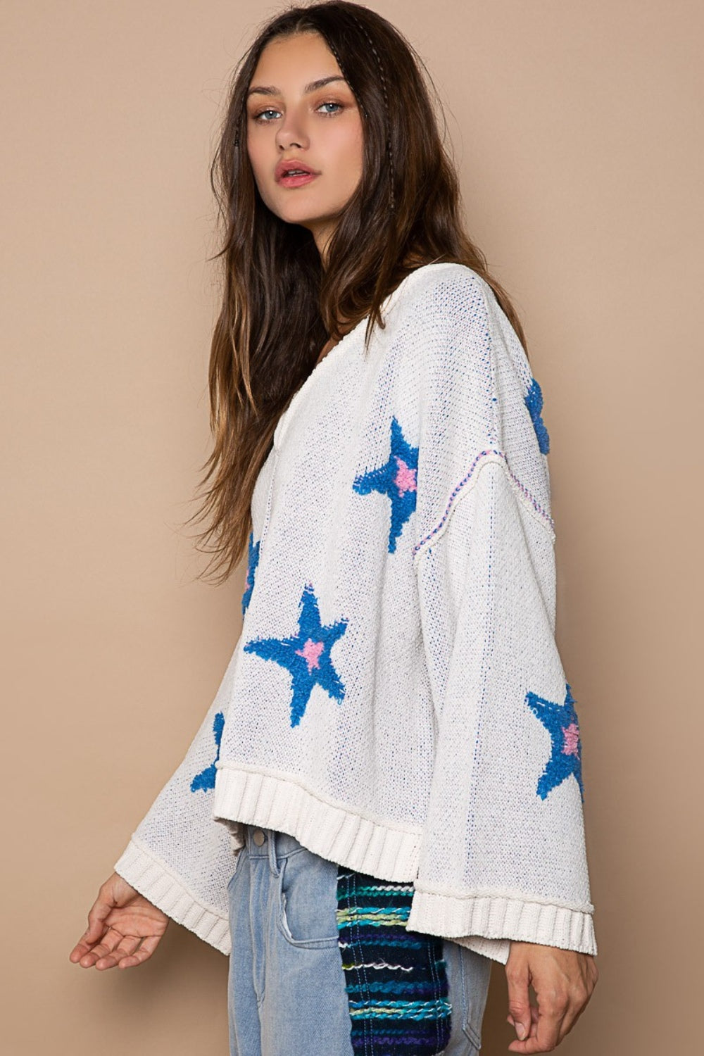 Starry V-Neck Color-Blocked Sweater