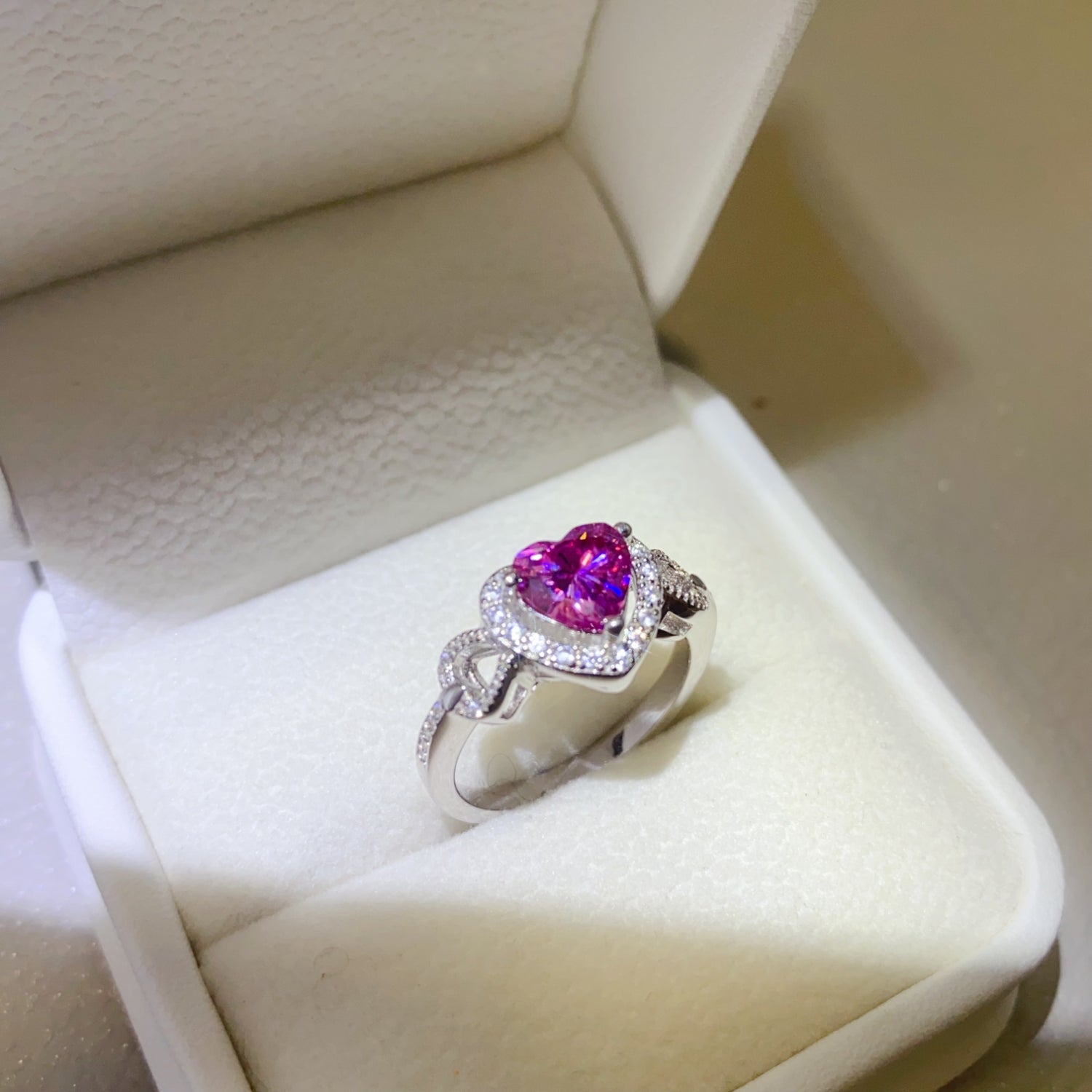 1 Carat Moissanite 925 Sterling Silver Ring for Elegance