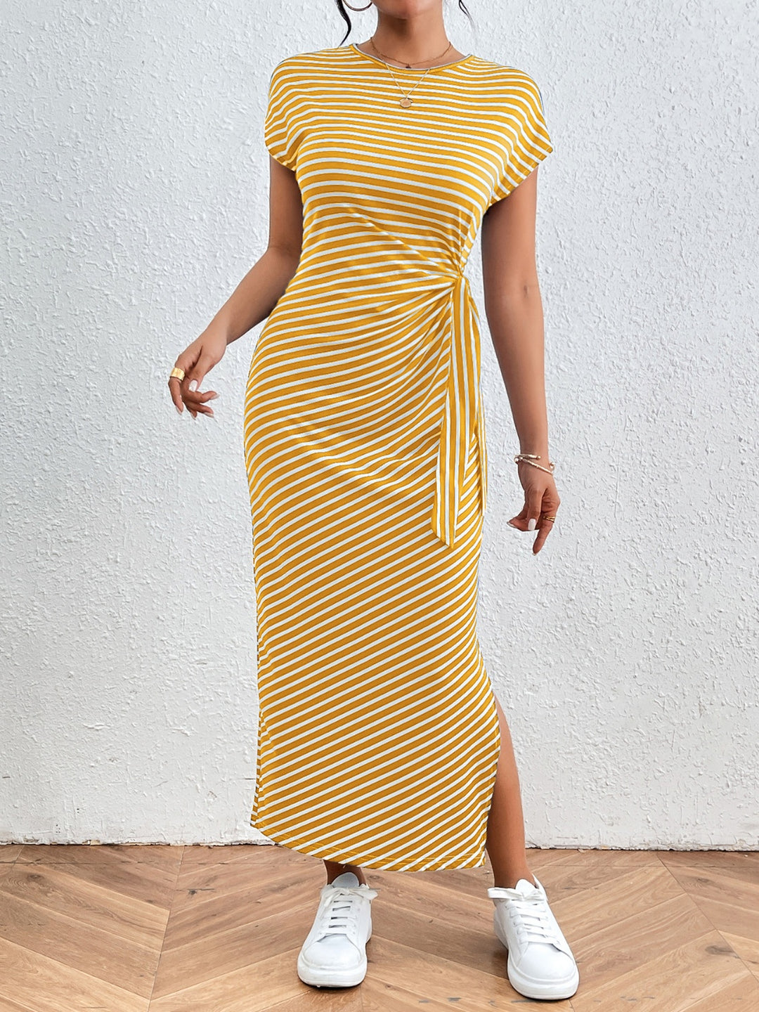 Chic Tied Striped Short Sleeve Dress with Round Neck