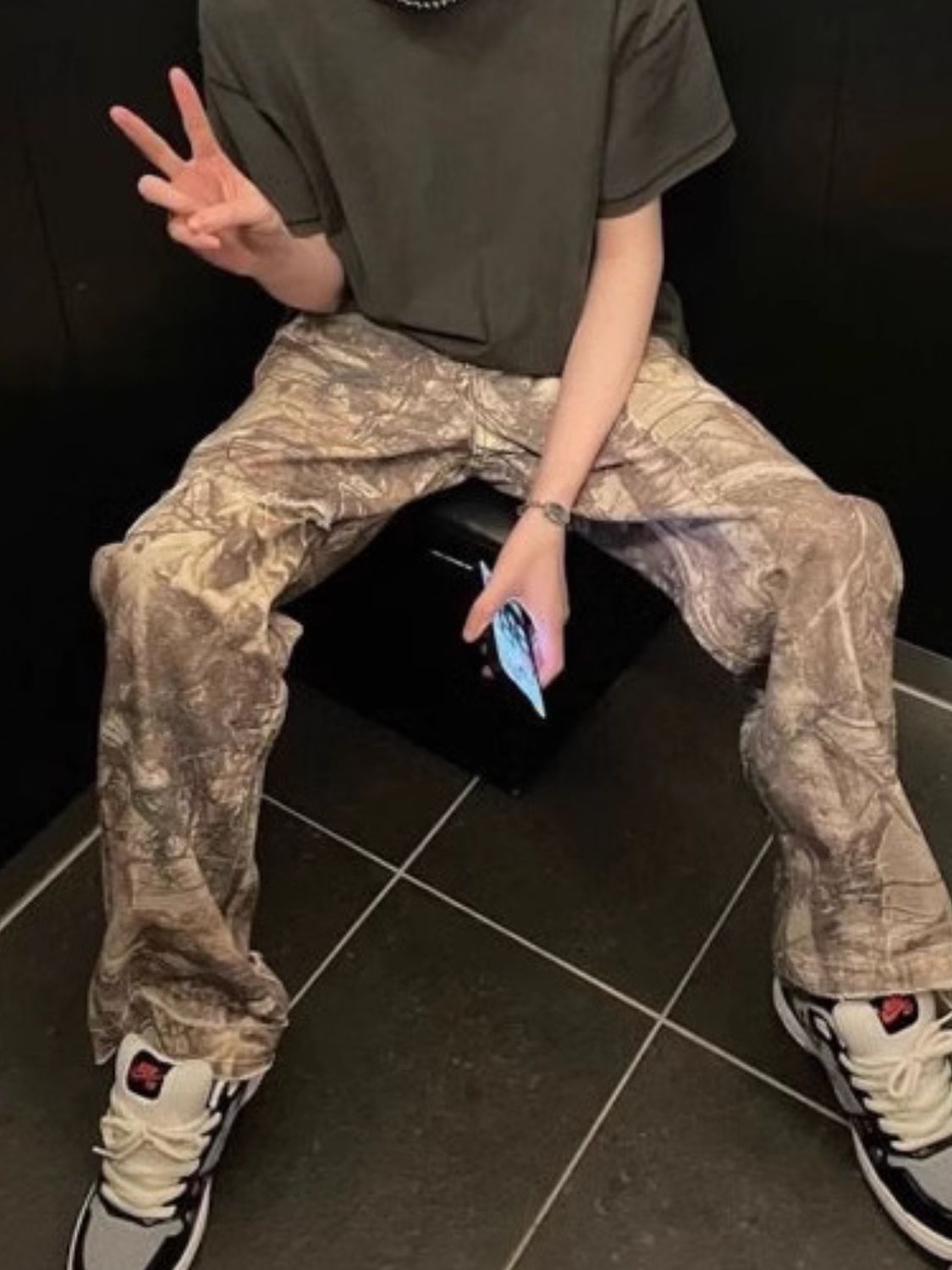 Men's Twig Camouflage Distressed Jeans for Stylish Casual Wear