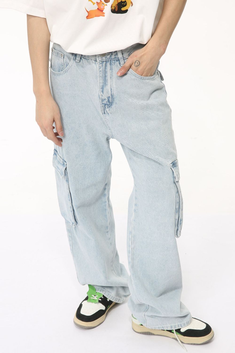 Men's Washed Straight Cargo Jeans for Comfortable Style