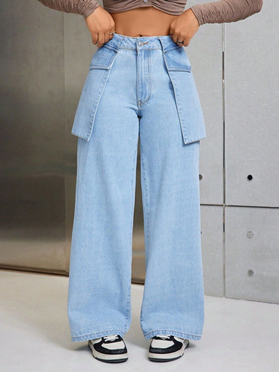 Chic Pocketed Wide Leg Denim Trousers