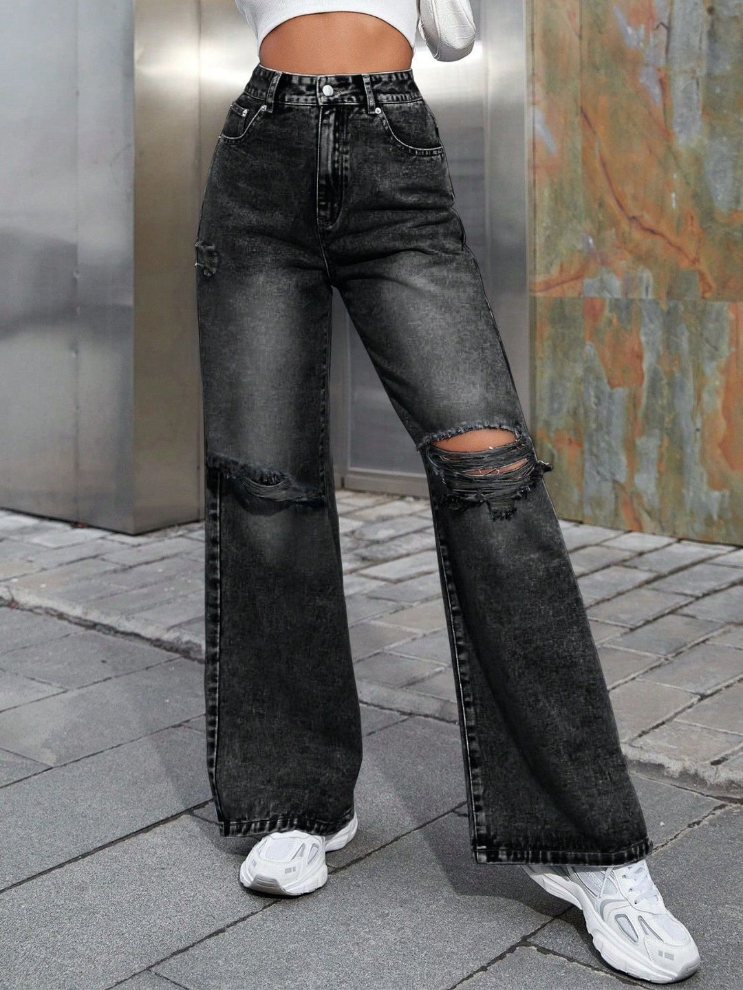 Edgy Distressed Wide Leg Denim Pants with Functional Pockets