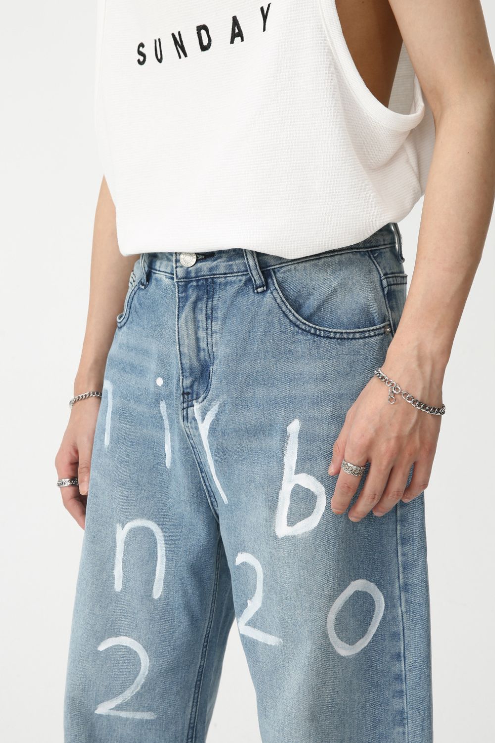 Men's Graffiti Wide Leg Jeans for Trendy Casual Style