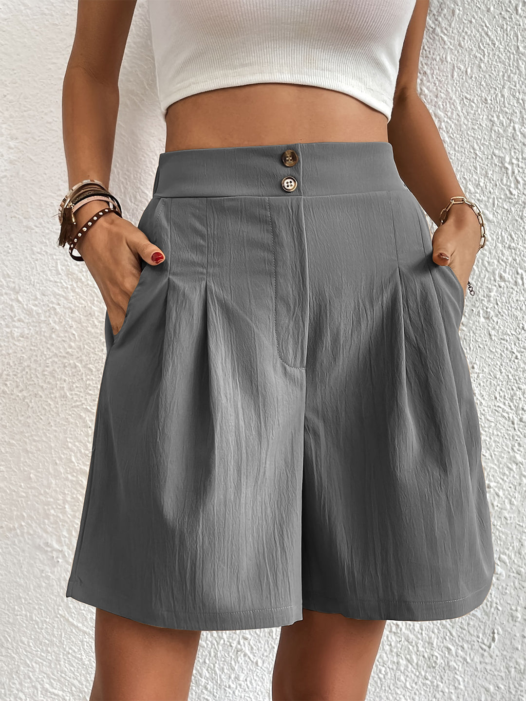 Elegant Ruched Elastic Waist Shorts with Pockets