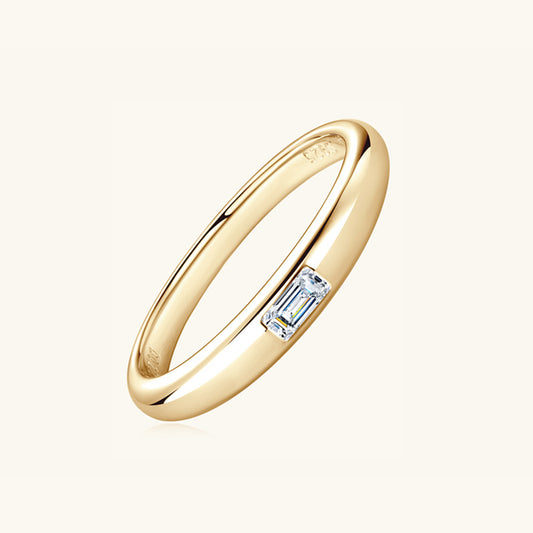 Elegant 925 Sterling Silver Inlaid Moissanite Ring