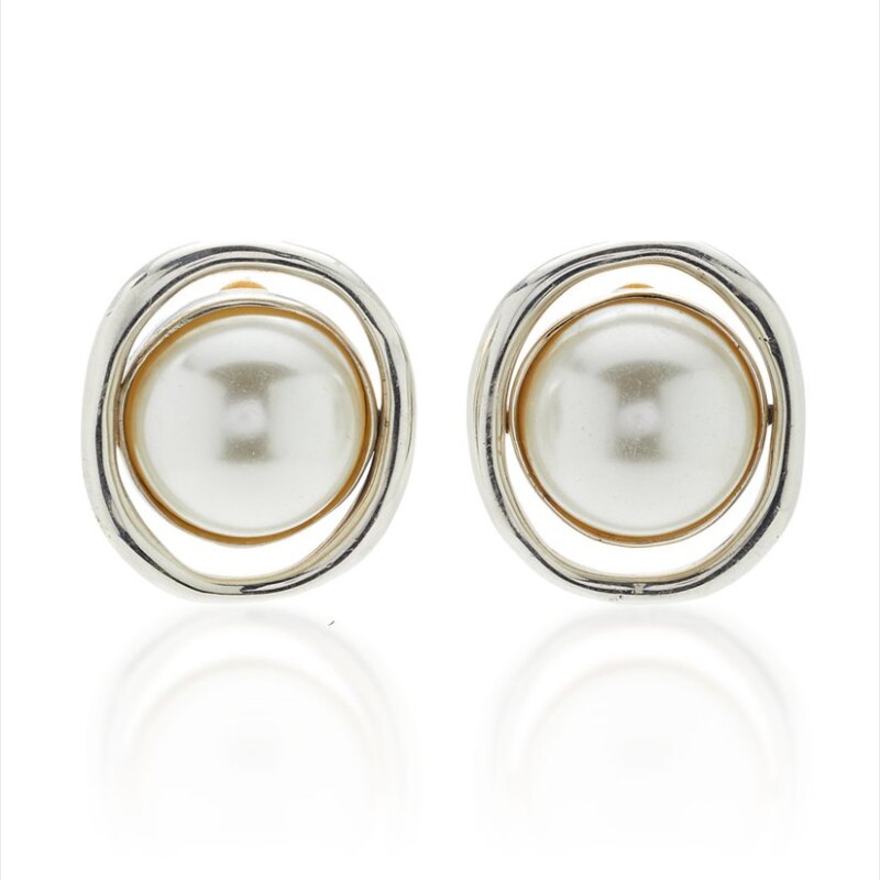 Simulated Pearl Earrings Vintage Temperament French Design Metallic Stud