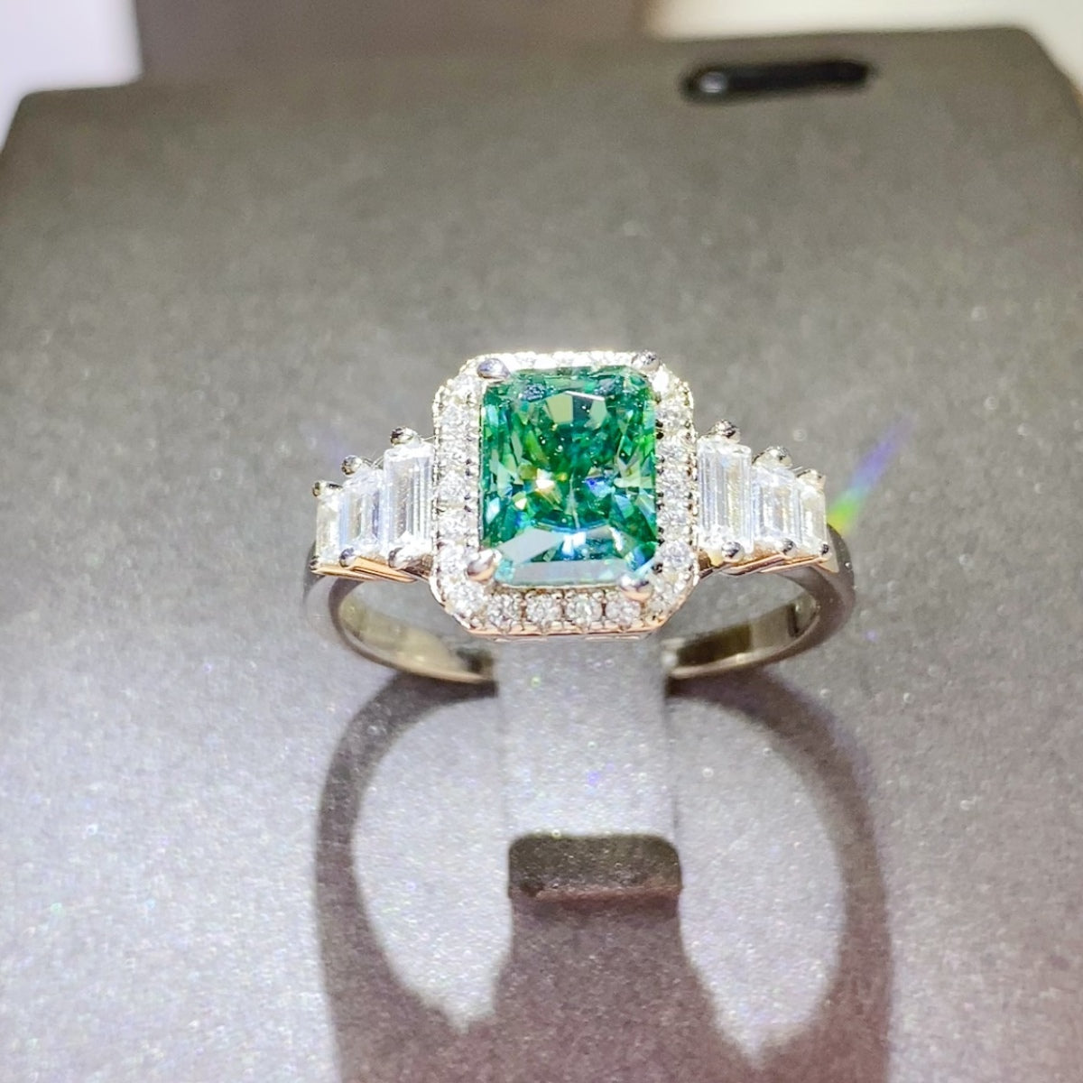 2 Carat Moissanite 925 Sterling Silver Ring for Elegance
