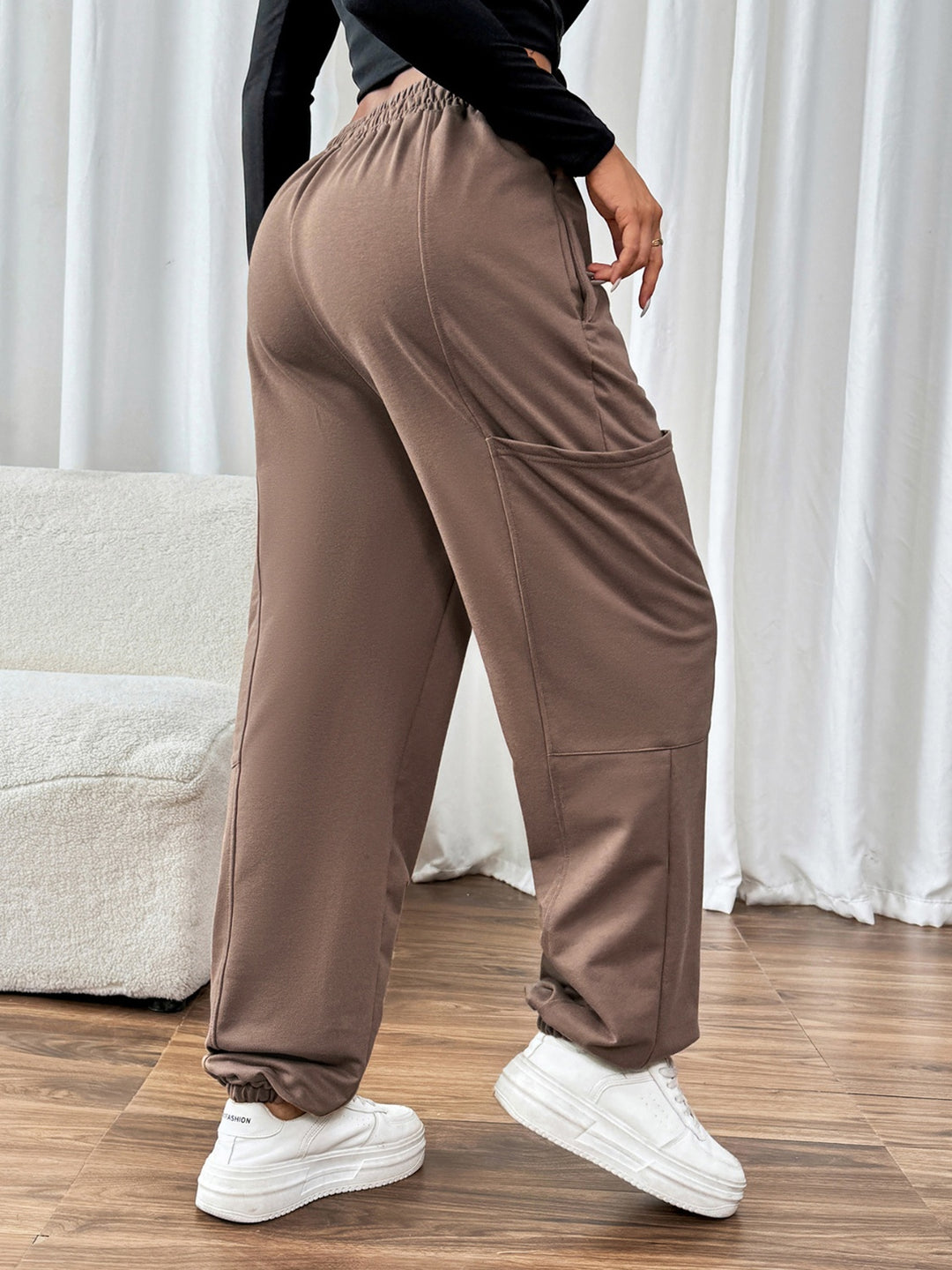 Chic Tie-Waist Joggers with Pockets