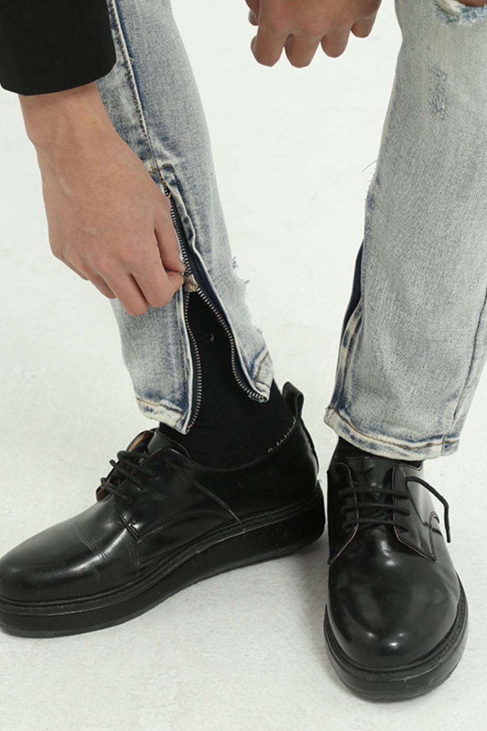 Pocketed Distressed Jeans with Side Zip for Women Fashion