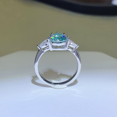 Stunning 2 Carat 925 Sterling Silver Moissanite Ring