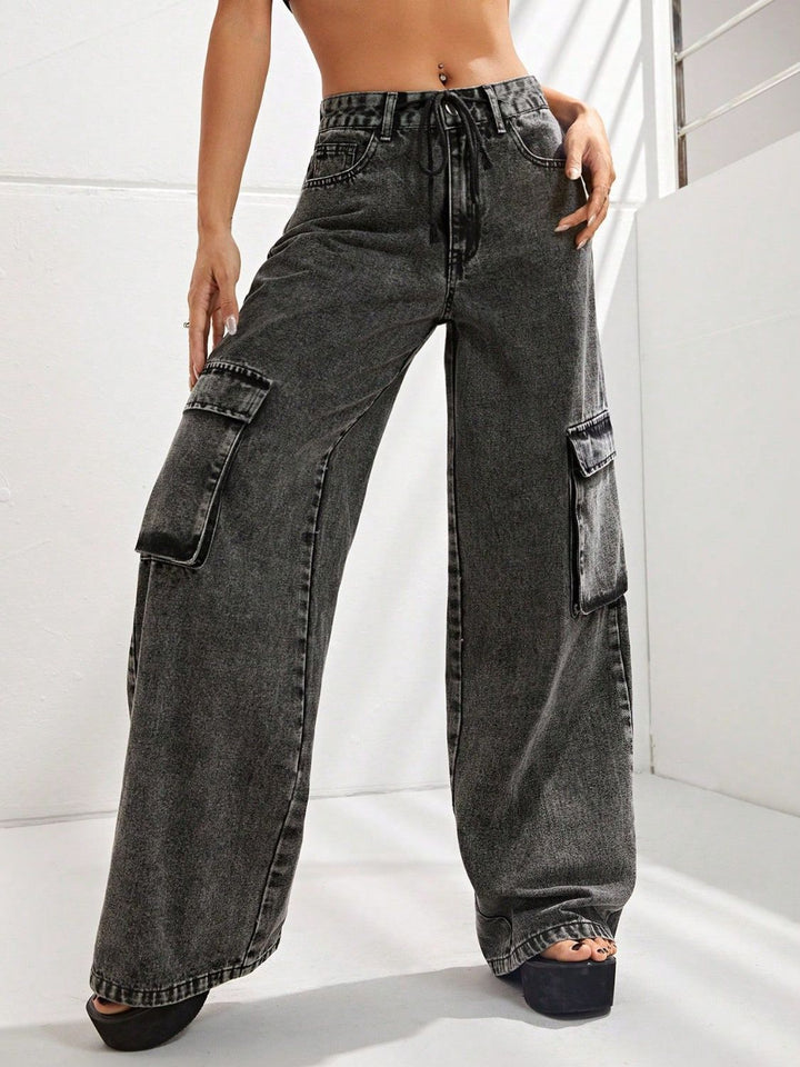 Chic Wide Leg Denim Trousers with Convenient Pockets