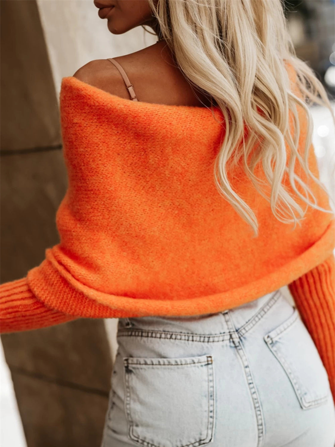 Long Sleeve Cropped Knit Top for Stylish Everyday Wear