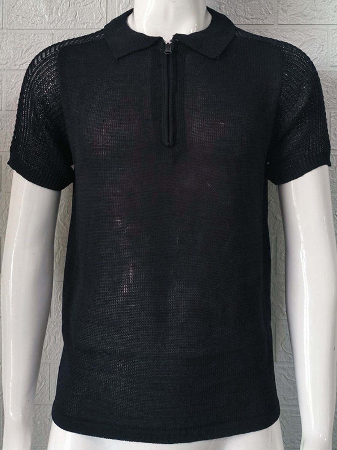 Men's Collared Neck Quarter Zip Knit Polo for Stylish Comfort
