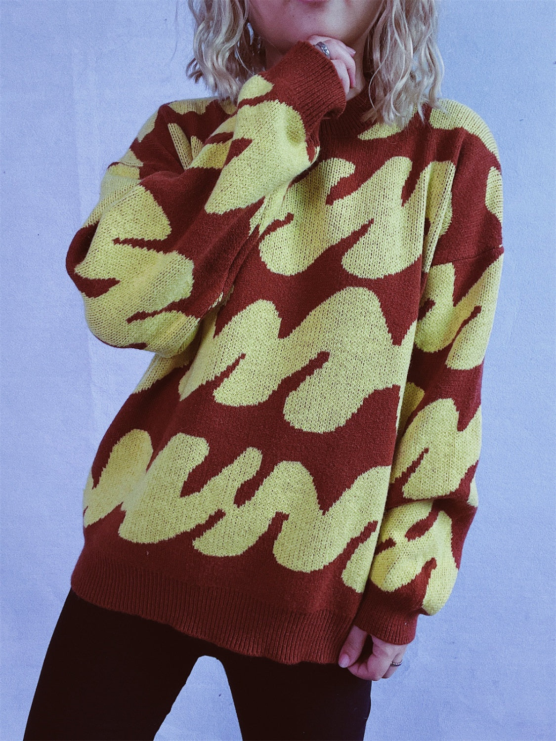 Chic Two-Tone Long Sleeve Knit Pullover for Stylish Comfort
