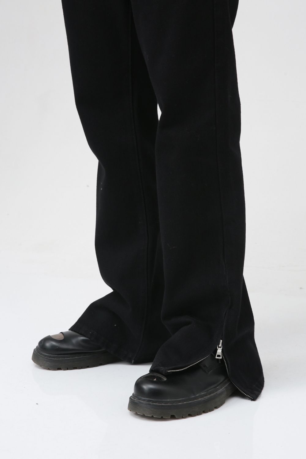 Mid Rise Jeans with Pockets for Women Casual Fit Style