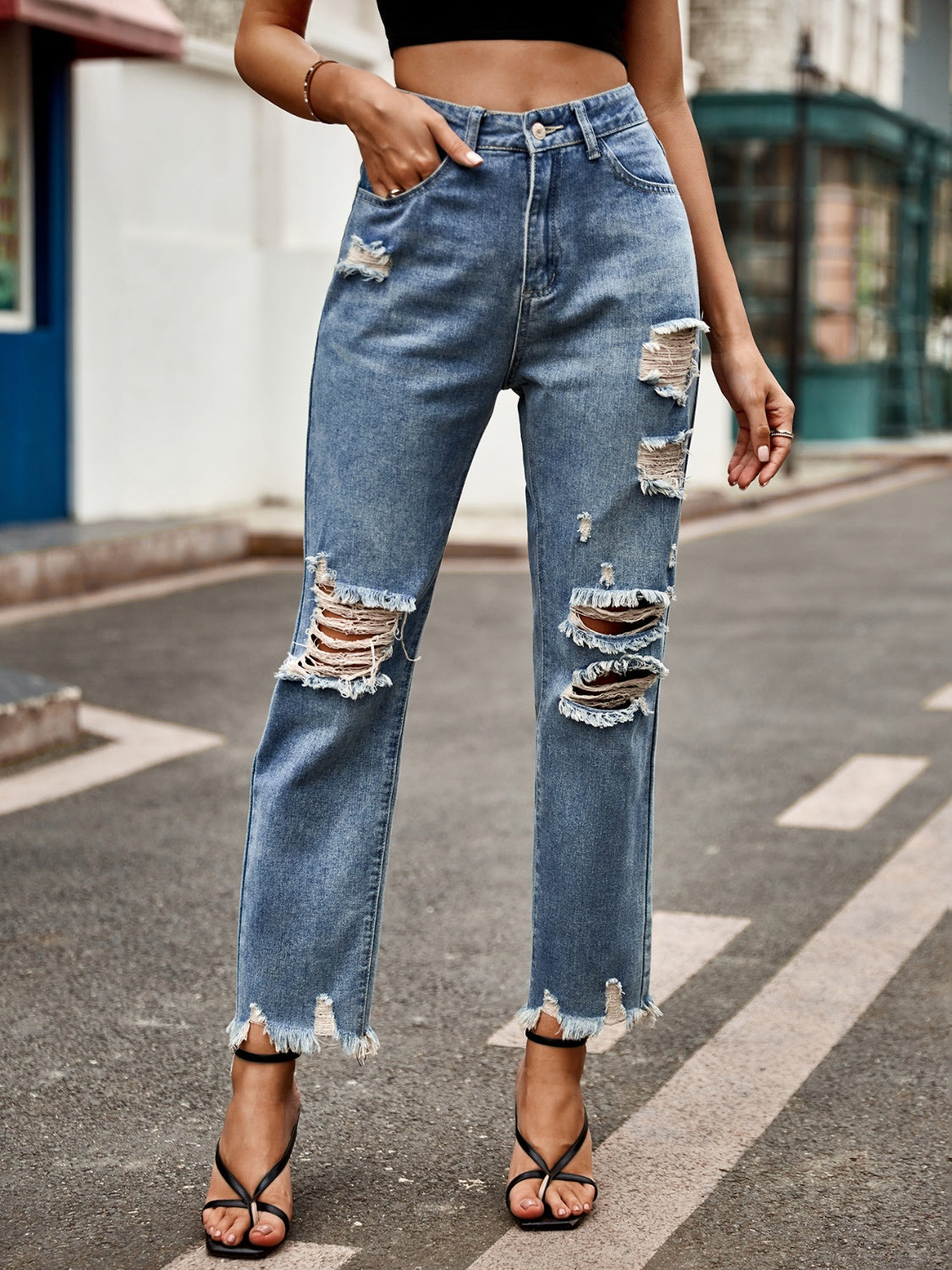 Ripped Edge Pocket Jeans for Effortless Style and Comfort