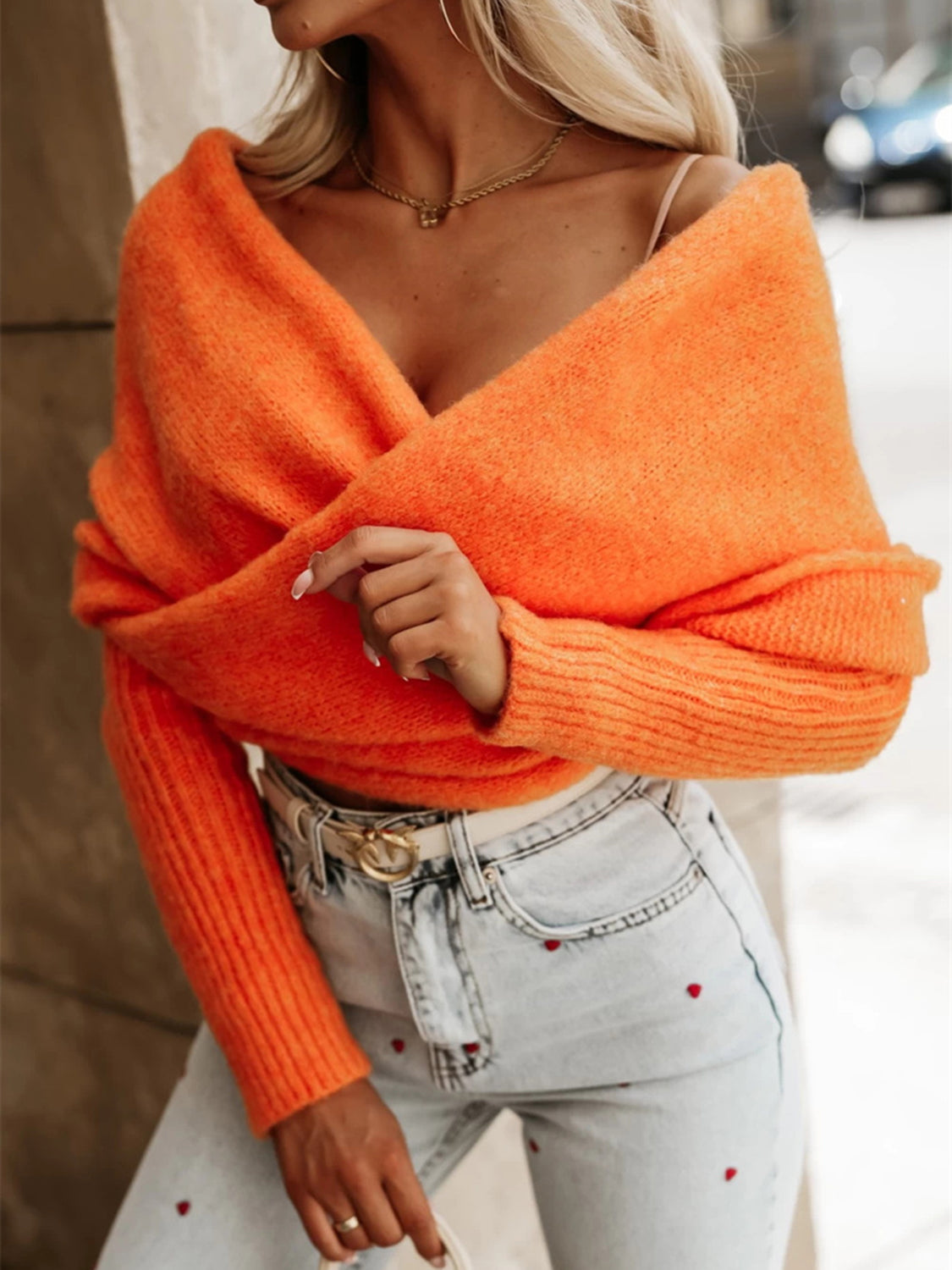Long Sleeve Cropped Knit Top for Stylish Everyday Wear