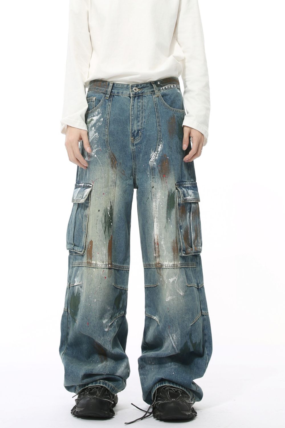 Waste Soil Style Jeans with Cargo Pockets for Men