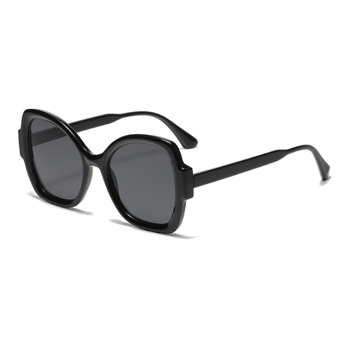 Chic UV400 Women's Sunglasses - Celebrity Fashion Statement